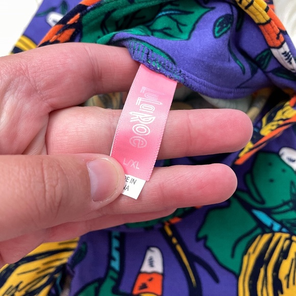 NEW LuLaRoe girls halloween leggings L/XL - Picture 3 of 3
